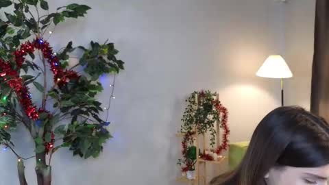 Lily online show from 01.16.26