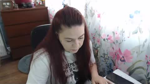 deea1805 online show from 02.14.25