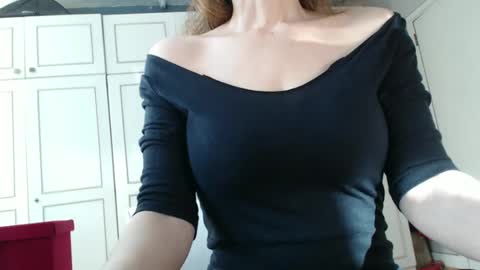 KamiDevi online show from 03.01.25