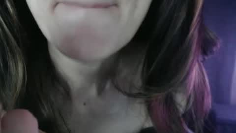 KamiDevi online show from 11.13.25