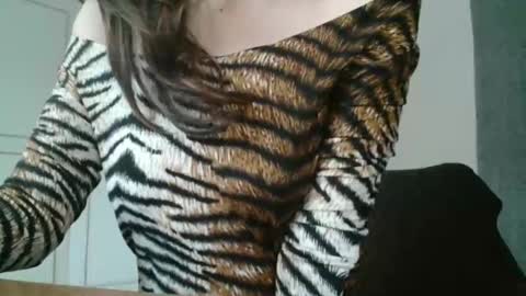 KamiDevi online show from 01.08.26