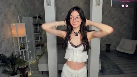 Snapshot of defeded_lovee chatting on 02.26.26 Amy online show from 02.26.26