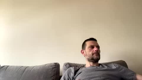 Snapshot of defloy chatting on 01.13.25 Defloy online show from 01.13.25