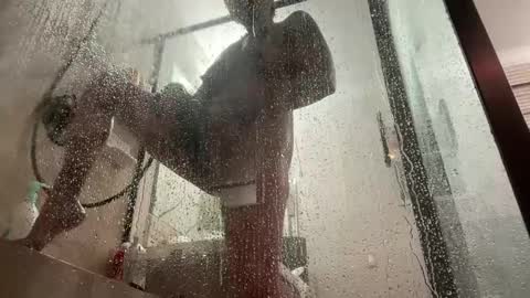 Snapshot of degeneratesaint chatting on 12.15.24 Tori online show from 12.15.24