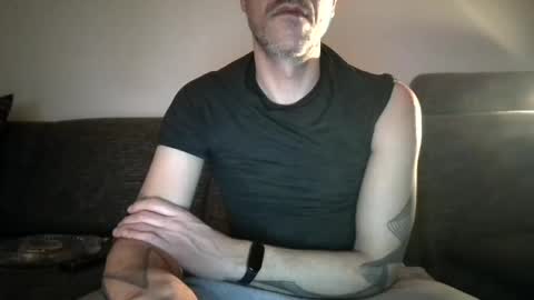 Snapshot of degrandis chatting on 02.20.26 Luka Magic online show from 02.20.26