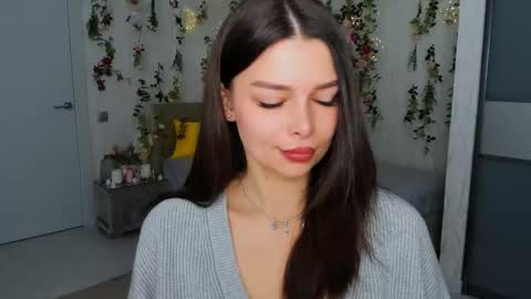 Snapshot of degreeofsincerity chatting on 11.27.25 DegreeOfSincerity online show from 11.27.25