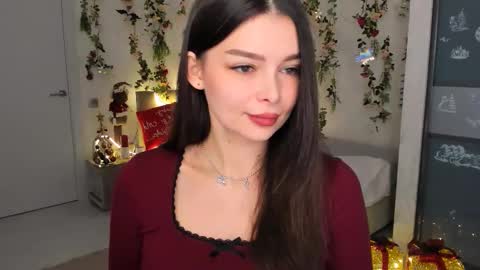 Snapshot of degreeofsincerity chatting on 12.15.25 DegreeOfSincerity online show from 12.15.25