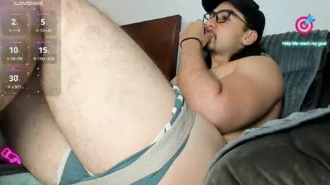 Snapshot of deibi_strong chatting on 06.17.26 deibi online show from 06.17.26