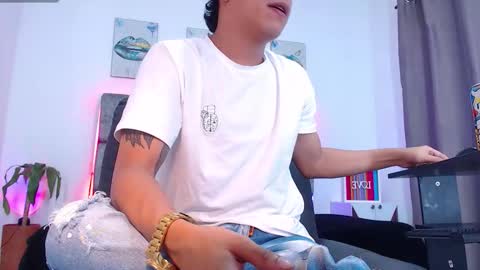 Snapshot of deivid_santoss chatting on 12.14.25 Deivid online show from 12.14.25