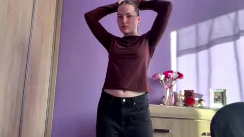 Mila online show from 03.05.26