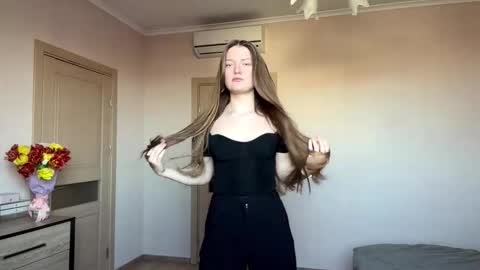 Mila online show from 03.14.26