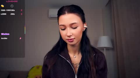 Hello everyone Im Tessa Make yourself comfortable. Were going to have fun together  online show from 10.07.25