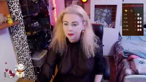 Delicacat online show from 11.04.25