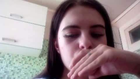 Snapshot of deliciastombaugh chatting on 06.18.26 Kiki online show from 06.18.26