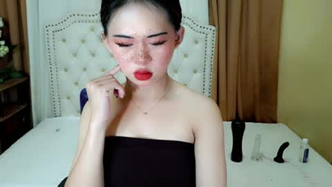 Snapshot of deliciously_sophie chatting on 06.23.26 Sophie online show from 06.23.26
