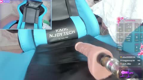 Snapshot of delicius_love chatting on 02.25.25 delicius_love online show from 02.25.25