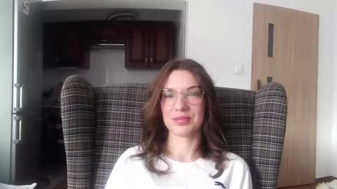 Aurora online show from 02.10.25