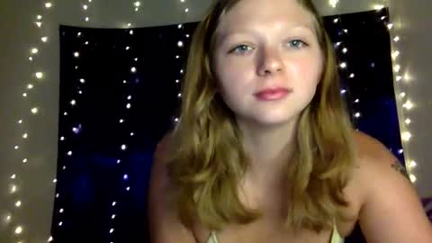 Snapshot of delilalove3412 chatting on 05.11.26 DelilaLove3412 online show from 05.11.26