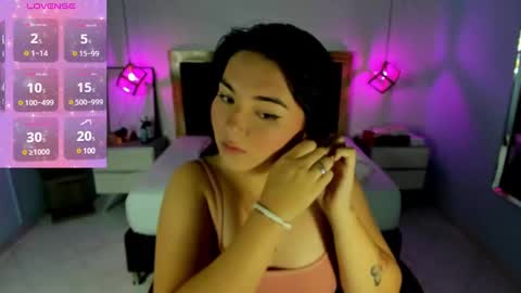 Snapshot of delilaquinn chatting on 02.26.25 delilaquinn online show from 02.26.25