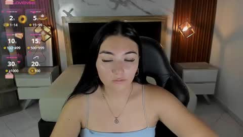 delilaquinn online show from 11.12.25