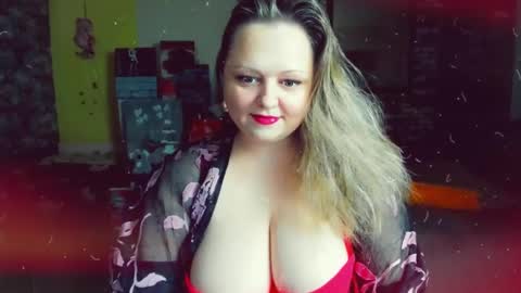 Snapshot of delinnia chatting on 01.07.25 Margo online show from 01.07.25