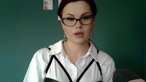 dellacrush_ online show from 02.24.25