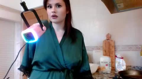 dellacrush_ online show from 02.27.25