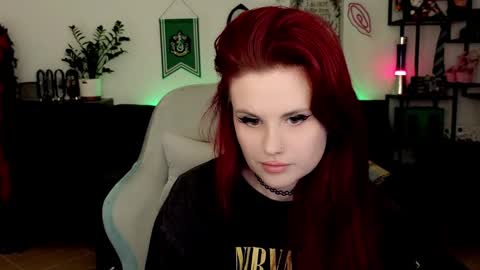 dellacrush_ online show from 02.10.26