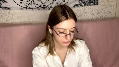 Sia online show from 01.08.26