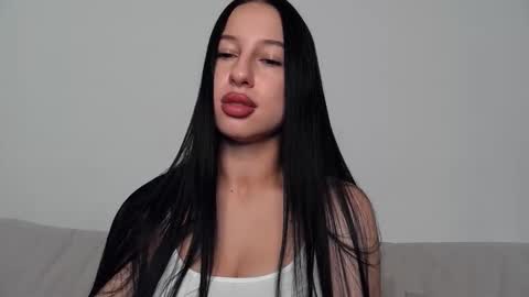 delly_love online show from 09.11.25