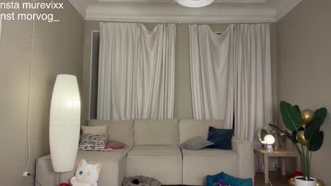 Delora online show from 12.01.25