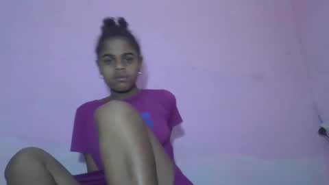Snapshot of delphineee chatting on 05.26.26 delphine online show from 05.26.26