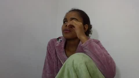 Snapshot of delphineee chatting on 06.24.26 delphine online show from 06.24.26
