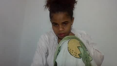 Snapshot of delphineee chatting on 07.03.26 delphine online show from 07.03.26