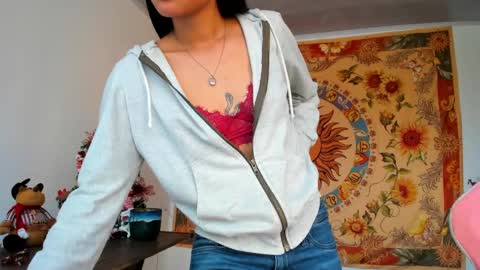 Snapshot of demeter__ chatting on 12.06.24 demeter__ online show from 12.06.24