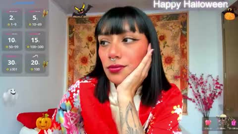 Snapshot of demeter__ chatting on 10.29.25 demeter__ online show from 10.29.25