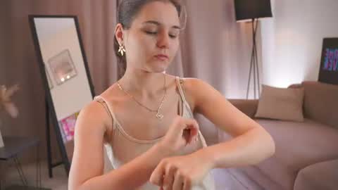 Snapshot of demetricekanady chatting on 07.16.26 Hi my name is Sari nice to see you in my Room online show from 07.16.26