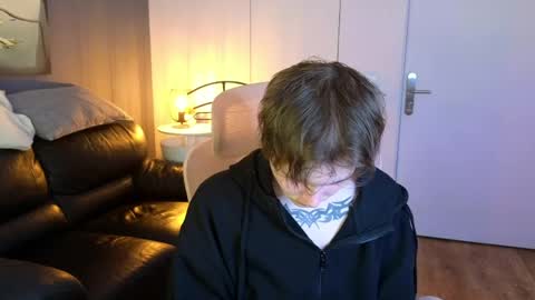 Snapshot of demianenglen chatting on 06.01.26 demianenglen online show from 06.01.26