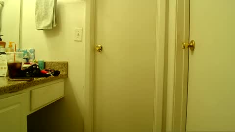 Snapshot of demichocolatekink chatting on 02.28.26 Chocolatekink online show from 02.28.26