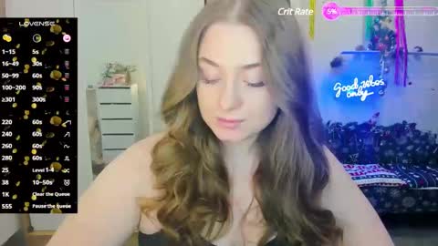 Snapshot of demure_soul chatting on 01.22.25 Sophie online show from 01.22.25