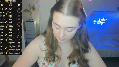 Snapshot of demure_soul chatting on 02.20.25 Sophie online show from 02.20.25