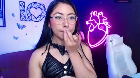 Demy  online show from 02.21.25