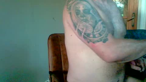 Snapshot of den86nis chatting on 06.24.26 den86nis online show from 06.24.26