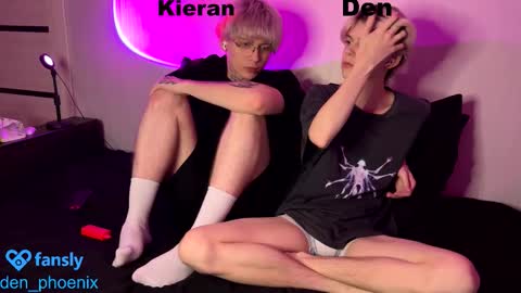 Snapshot of den_phoenix_ chatting on 10.27.25 Den Shorty online show from 10.27.25