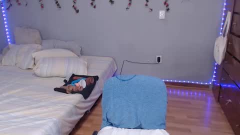 Snapshot of deni_bloom chatting on 12.11.24 Denisse    schedule Monday to Friday 1300-1900 mexican time Saturday-maybe it could be a surprise IDEPENDENT MODEL online show from 12.11.24