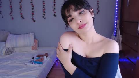 Snapshot of deni_bloom chatting on 12.12.24 Denisse    schedule Monday to Friday 1300-1900 mexican time Saturday-maybe it could be a surprise IDEPENDENT MODEL online show from 12.12.24