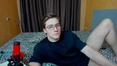 Deni online show from 02.08.26