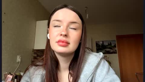 Annie online show from 12.22.25