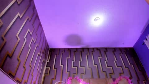 DENIN onlineMonday to Saturday 330 pm Chicago time online show from 11.26.25