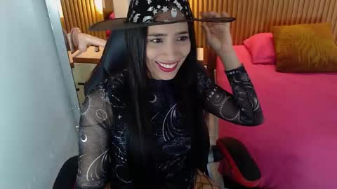 D E N I S  online show from 10.31.25